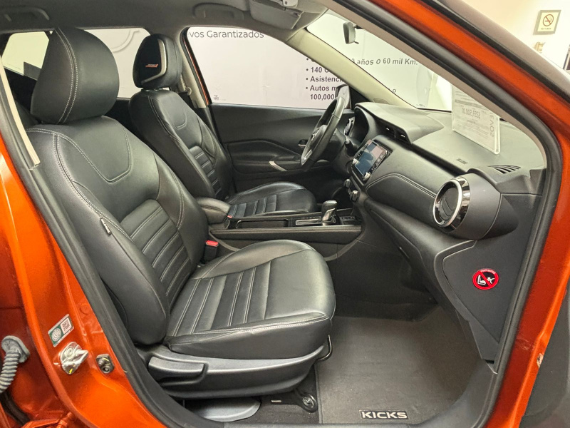 Nissan Kicks  5 pts. Exclusive, 1.6l, TA, a/ac. Aut., piel, GPS, RA-17 2022